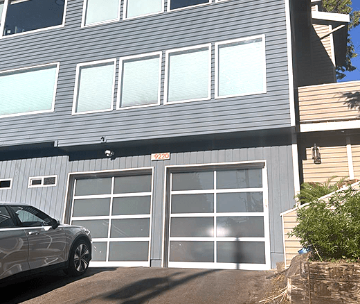 Garage doors installation